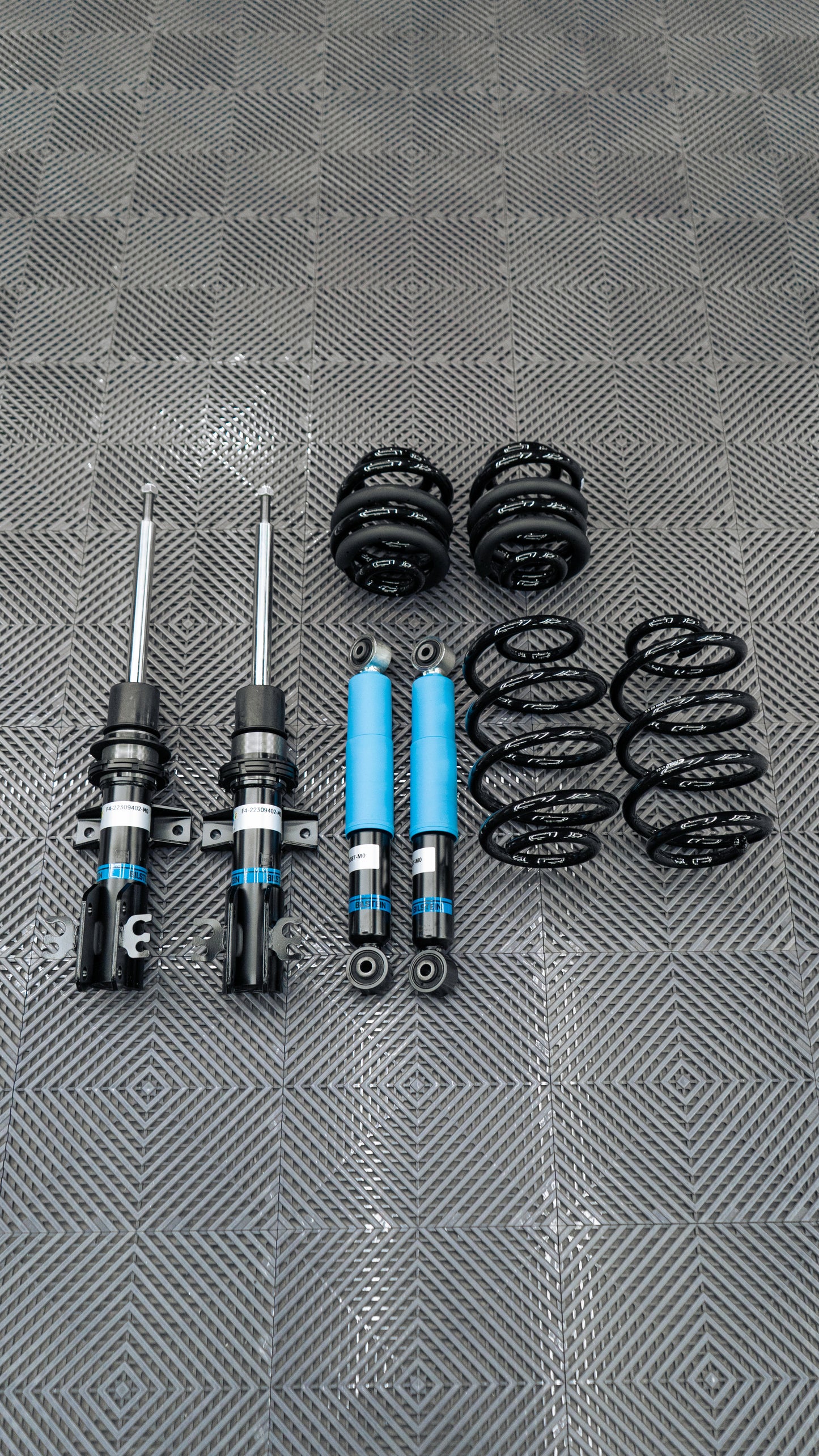 Bilstein B14 Comfort Kit (47-309395) for VW Transporters (T5/T6 T32)